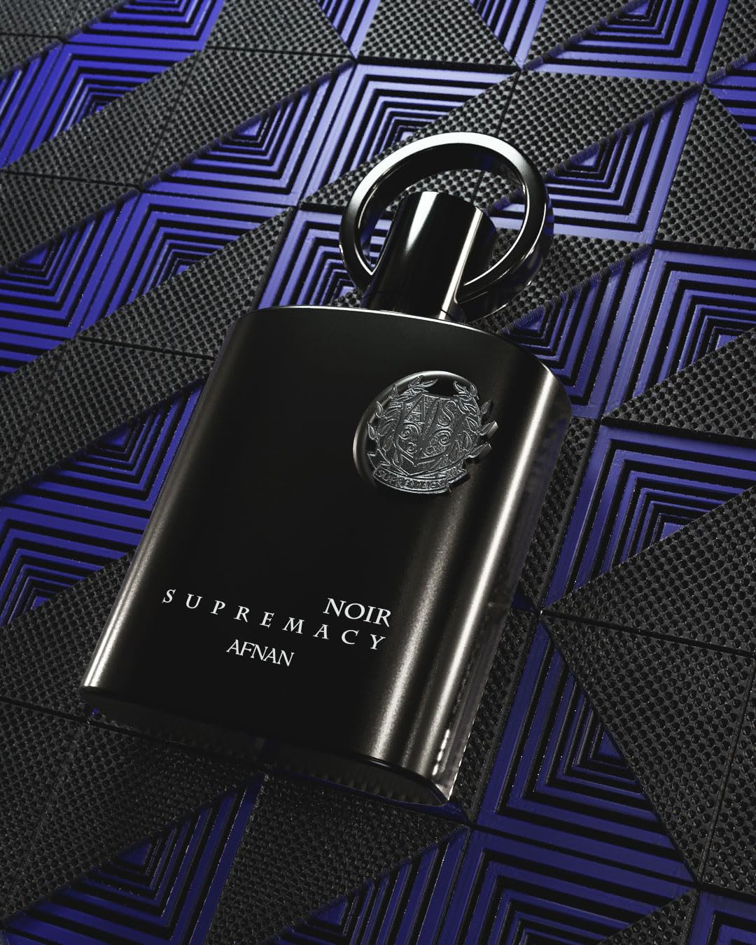 Afnan Supremacy Noir display-statement capsule communicates premium fragrance craft.