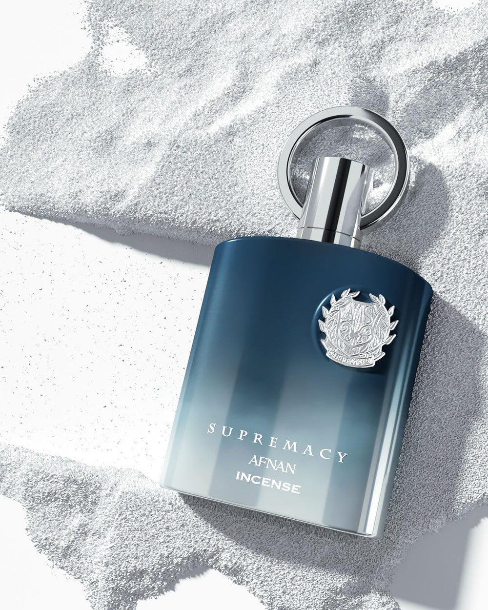 Afnan Supremacy top notes feature bergamot and pepper for an invigorating opening