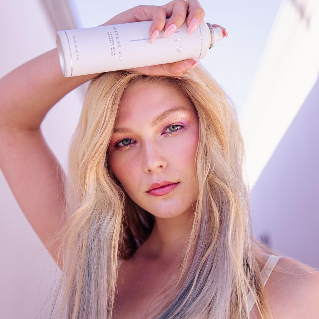 AIIR Texture Spray dry-texture application adds gritty texture for tousled looks.
