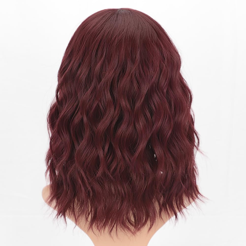 AISI HAIR Curly Bob Wig with Bangs adjustable-cap close-up fits 19–23 inches.
