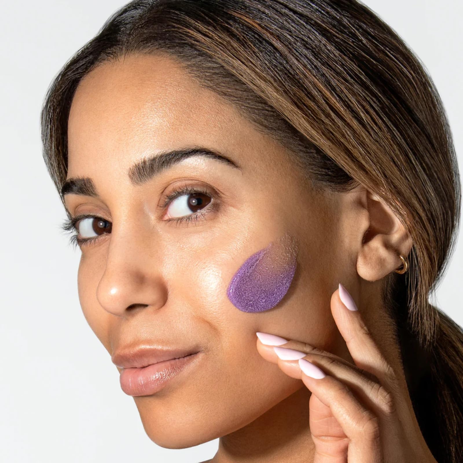 ALASTIN ReSURFACE glycolic acid and mineral ingredients visual suggesting resurfacing benefits