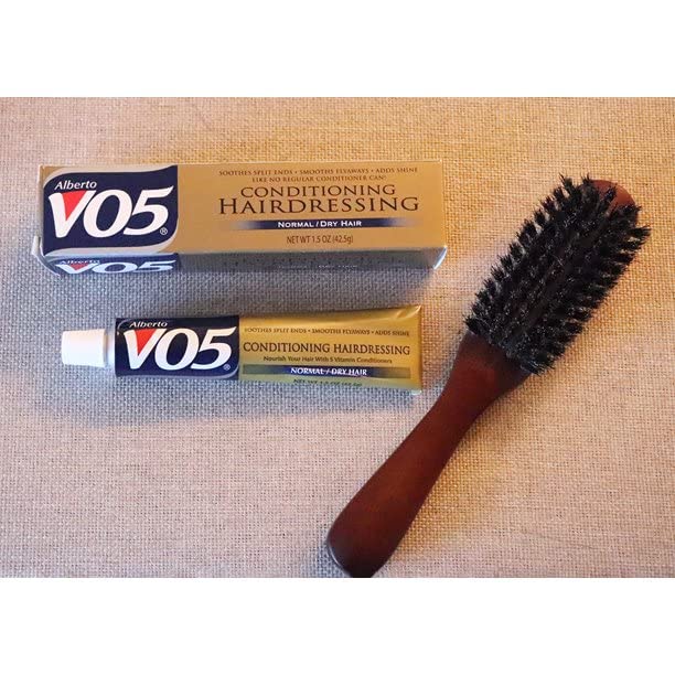 Alberto VO5 Conditioning Hairdressing delivers salon-quality softness and shine.