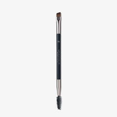 Anastasia Beverly Hills Brush 7B angle brush closeup for precise brow powder placement.