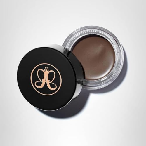Anastasia Beverly Hills DIPBROW Soft Brown on brows demonstrates an all-in-one brow solution.