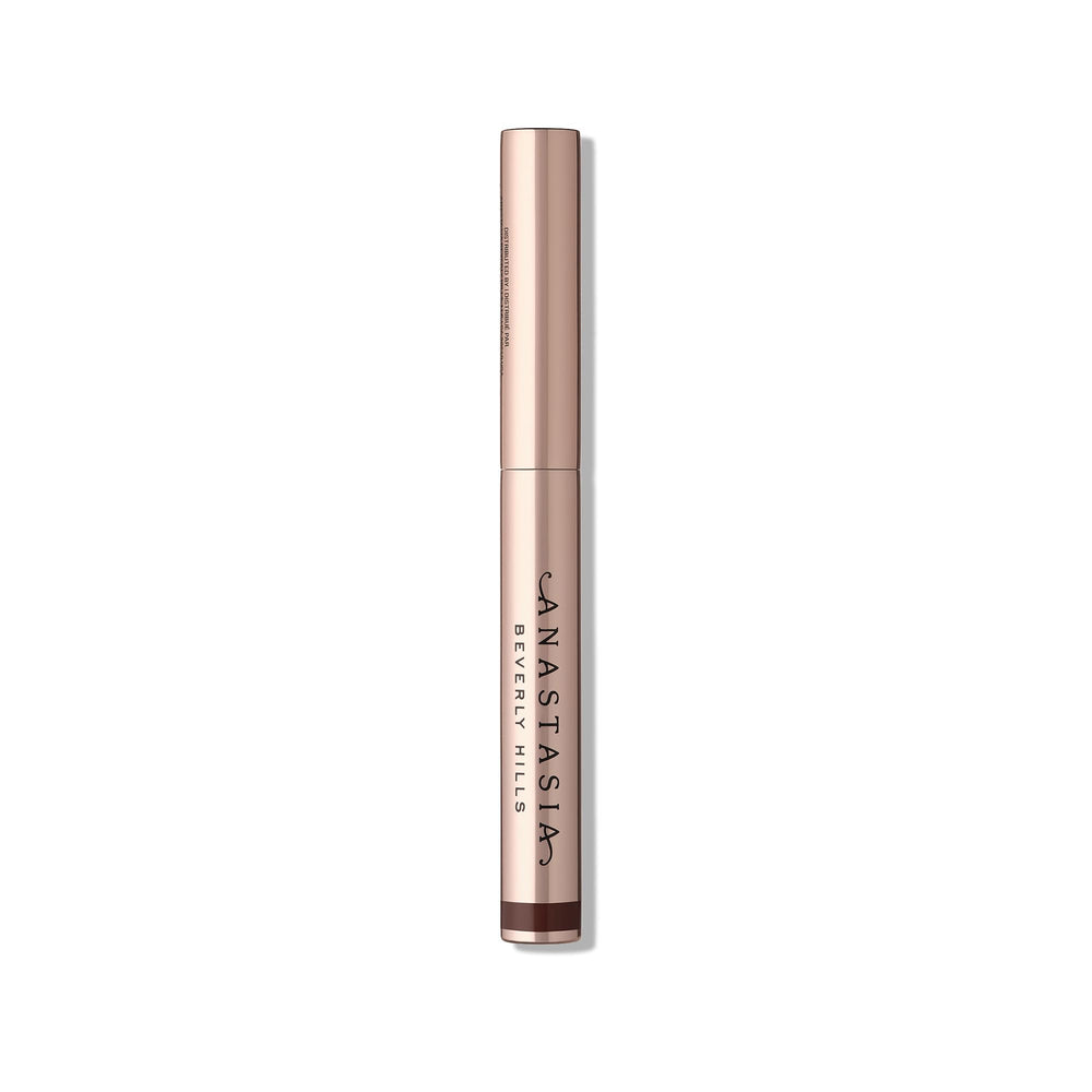 An Anastasia Beverly Hills brown liner brush tip showing controlled line creation.