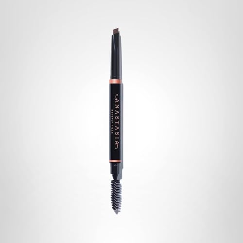 Anastasia Brow Definer final brow look example.