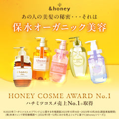 & Honey Deep Moist Shampoo creates creamy lather for gentle cleansing and hydration.