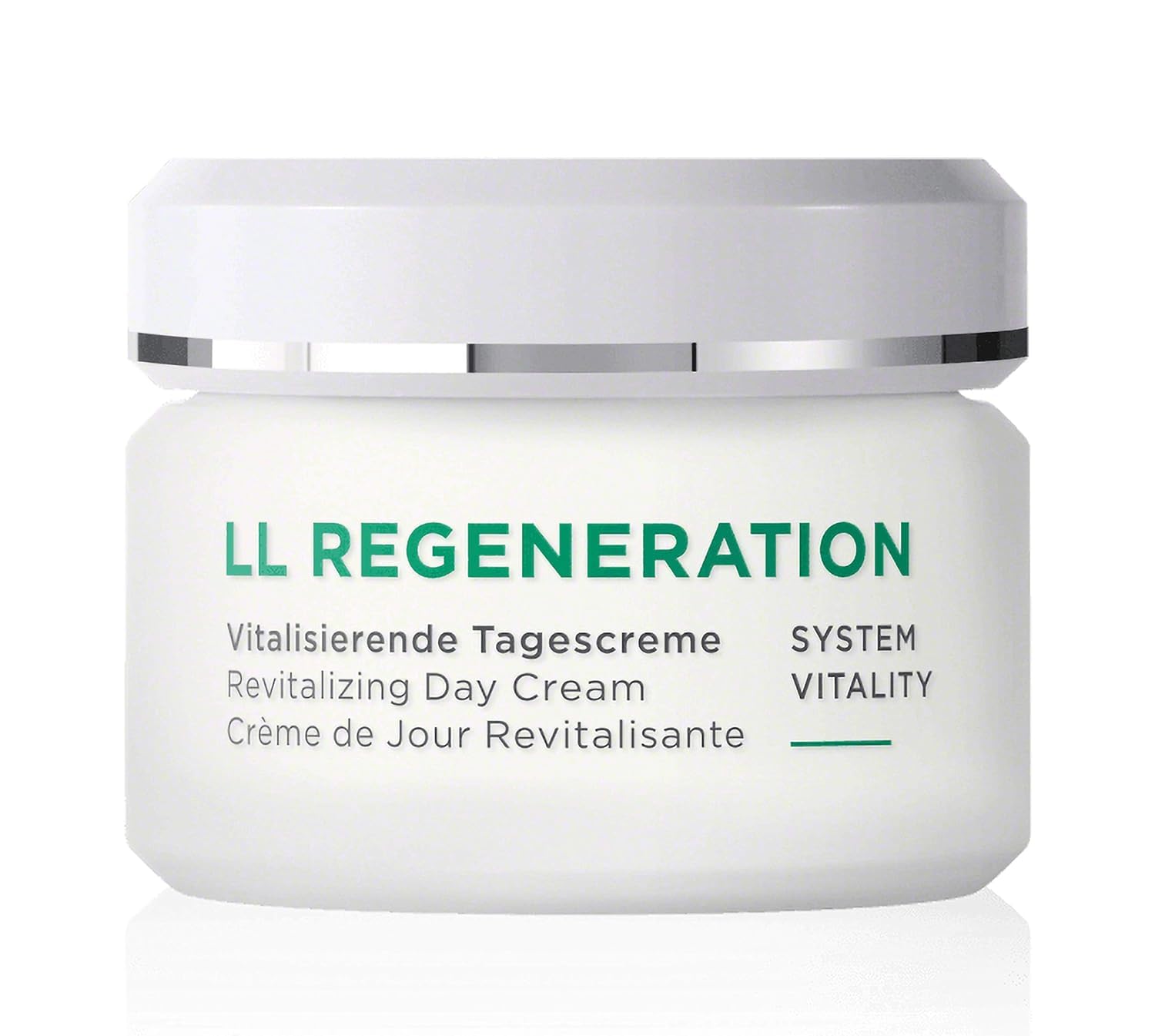 ANNEMARIE BÖRLIND LL REGENERATION day cream tube closeup for daily hydration.