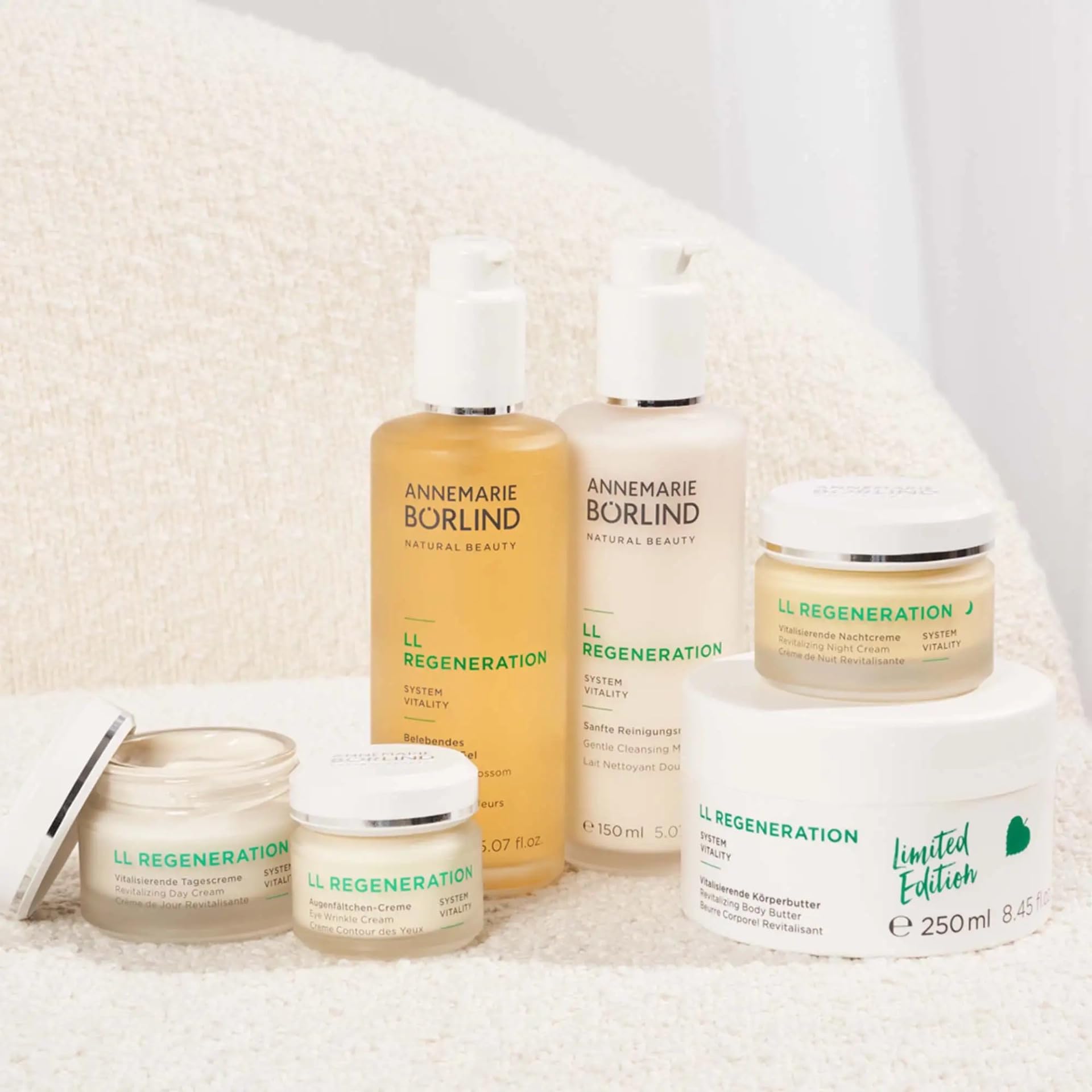ANNEMARIE BÖRLIND LL REGENERATION fragrance-free formula ideal for sensitive skin.