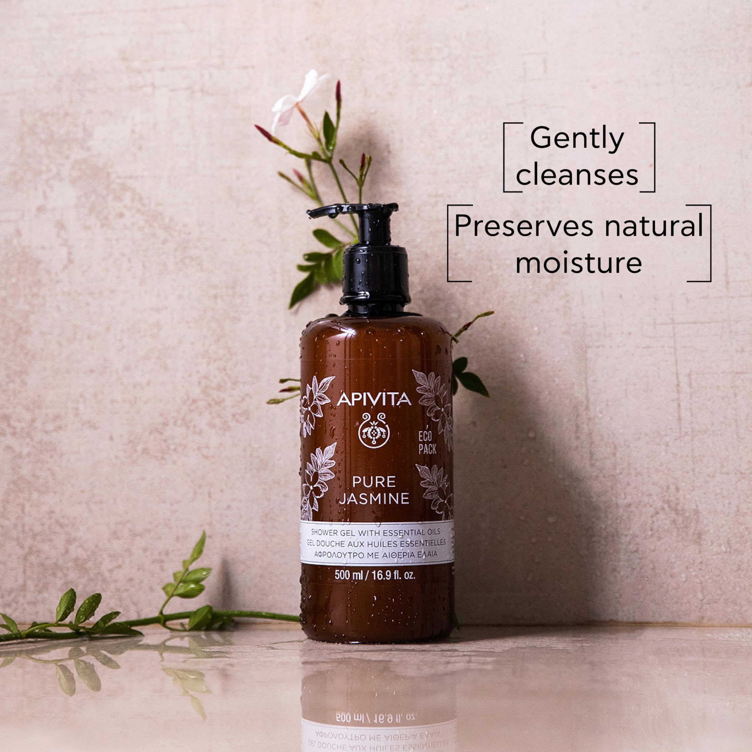 APIVITA Pure Jasmine Shower Gel lather demonstrating rich hydrating foam