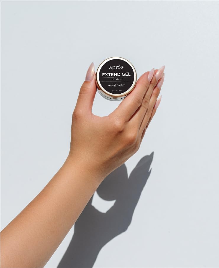 APRÉS Extend Gel Novice professional-finish at-home result looks salon-like.