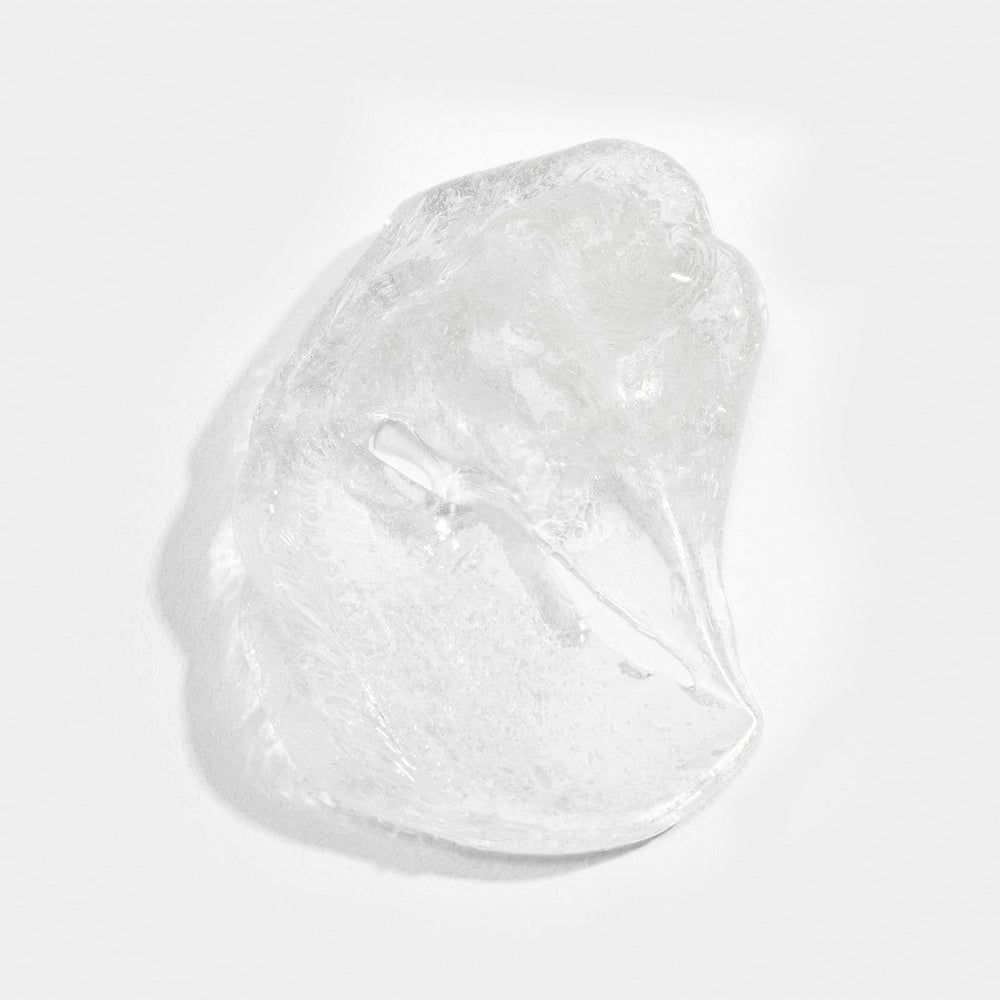 APRÉS Extend Gel Novice tip-placement close-up shows precise alignment for Gel-X nails.