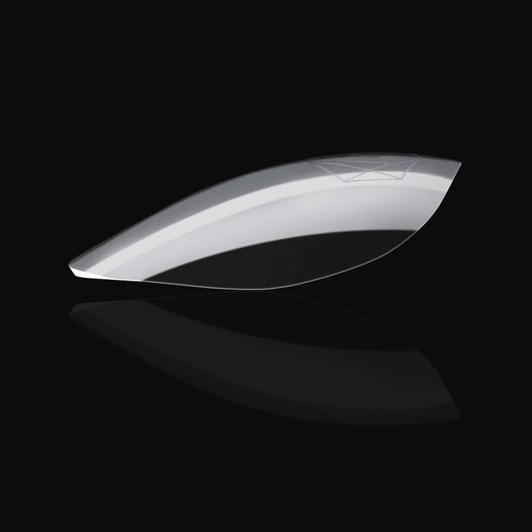 APRÉS Gel-X Almond tips suitable for professional or DIY use.