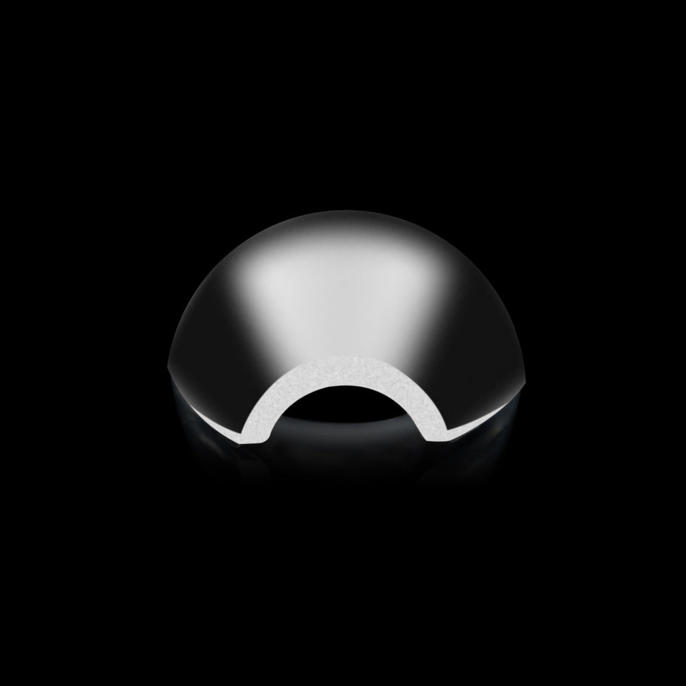 Aprés Gel-X durable, chip-resistant tips for longer wear.