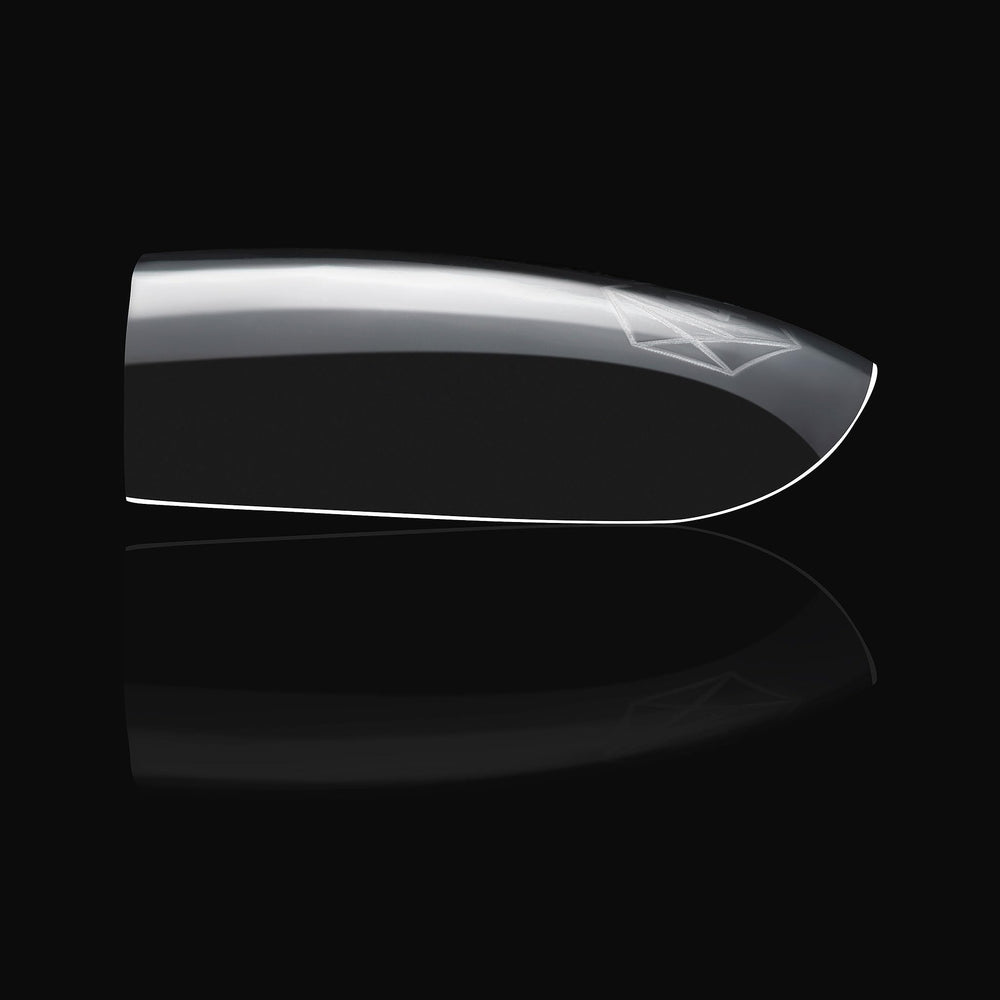 APRÉS Gel-X tip close-up emphasizes sculpted shape and durability for long-lasting wear