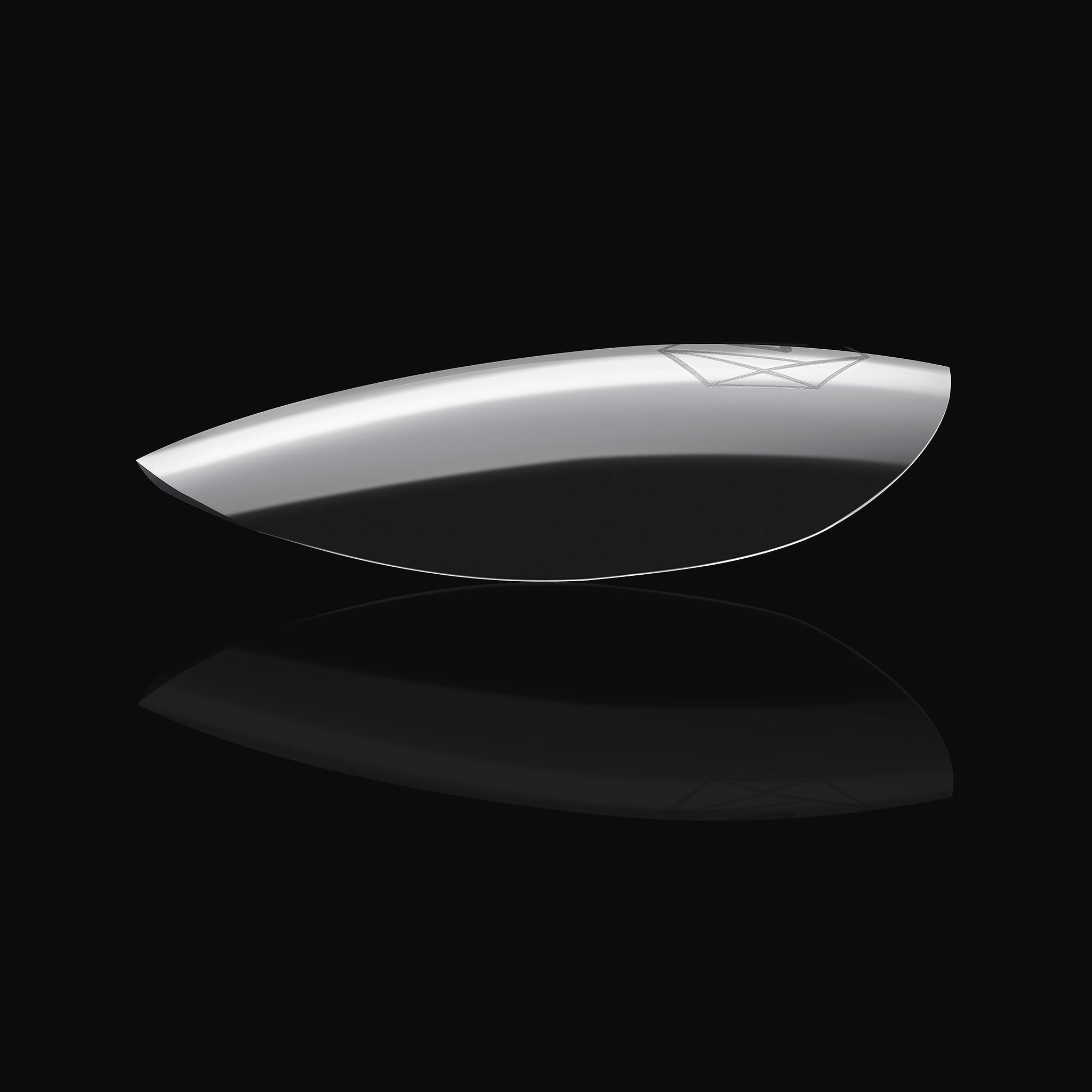 APRÉS Gel-X tips in multiple sizes enabling customization for each nail.