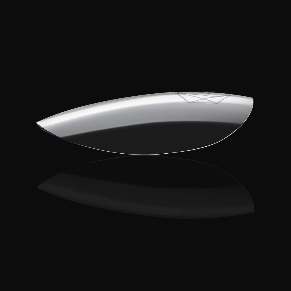 APRÉS Gel-X tips in multiple sizes enabling customization for each nail.