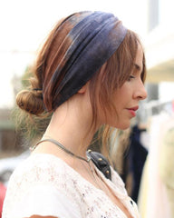 AQOKKA criss-cross knotted headband adds chic detail while staying comfortably secure.