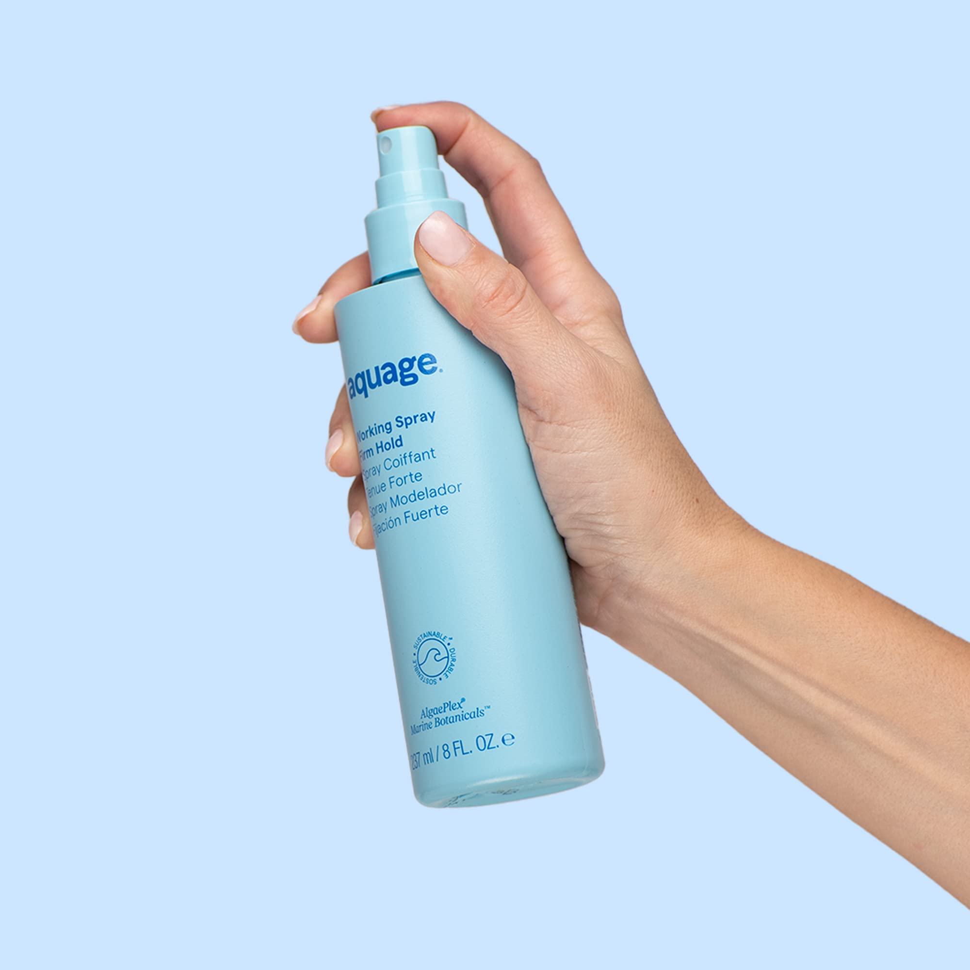 Aquage Working Spray hold during wind test for lasting style