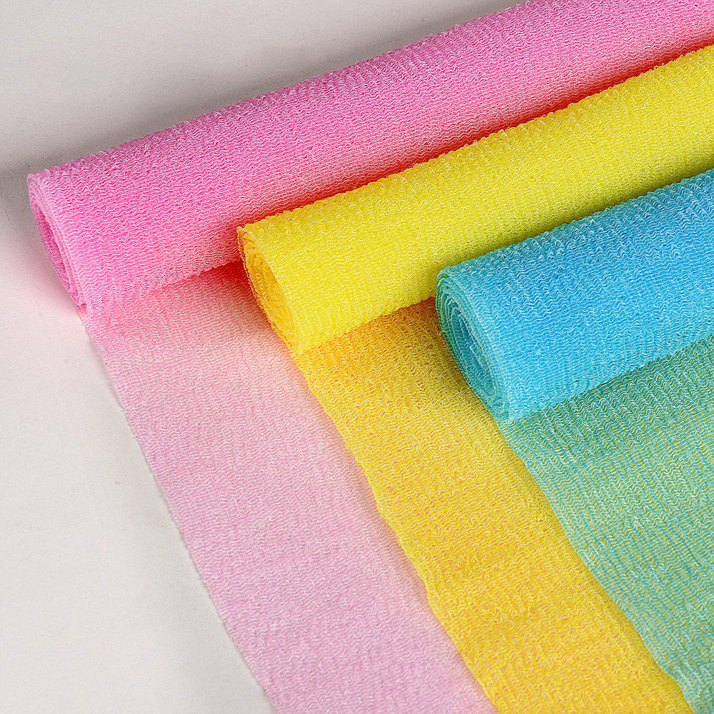 ARCH&M long nylon back scrubber extends reach for back cleansing and full-body care.