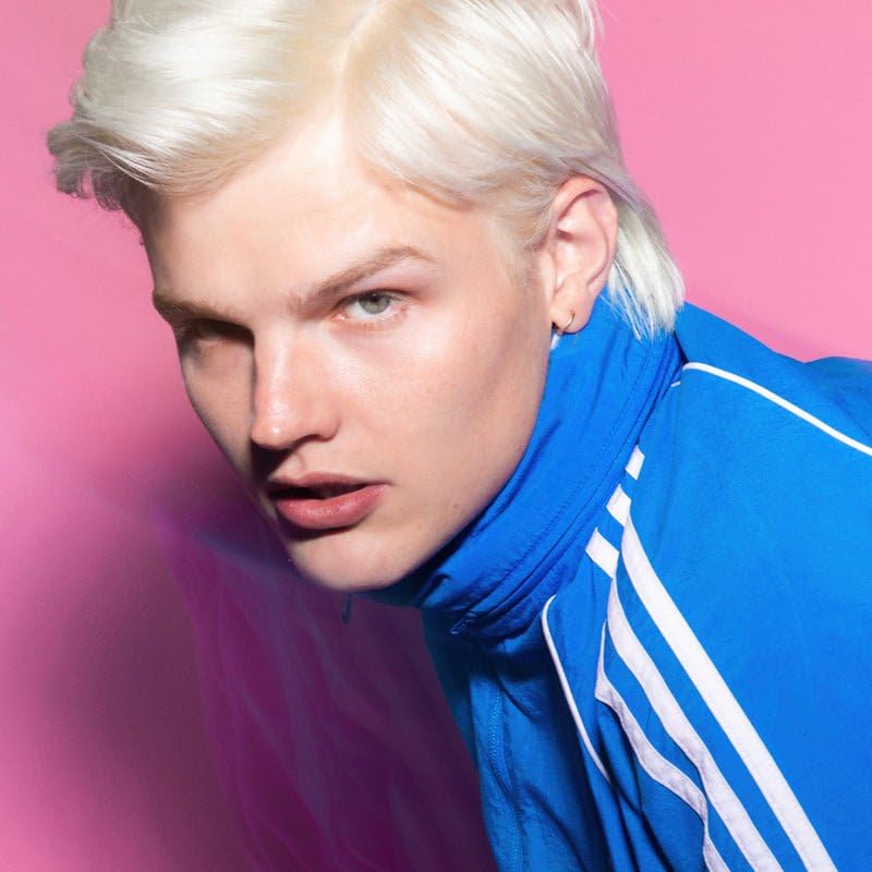 Polycare Split Therapy concept with Bleach Please for hair protection