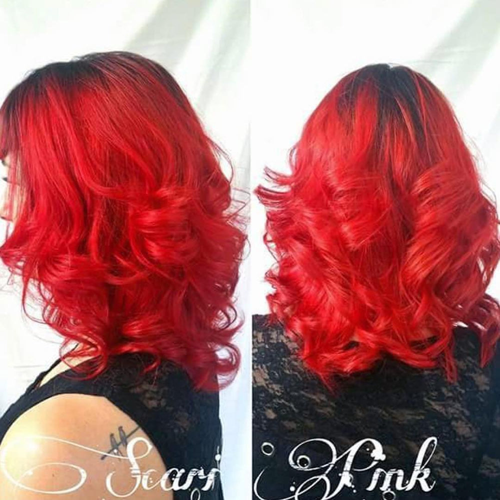 ARCTIC FOX Poison-on-hair reveals long-lasting color without heavy staining.