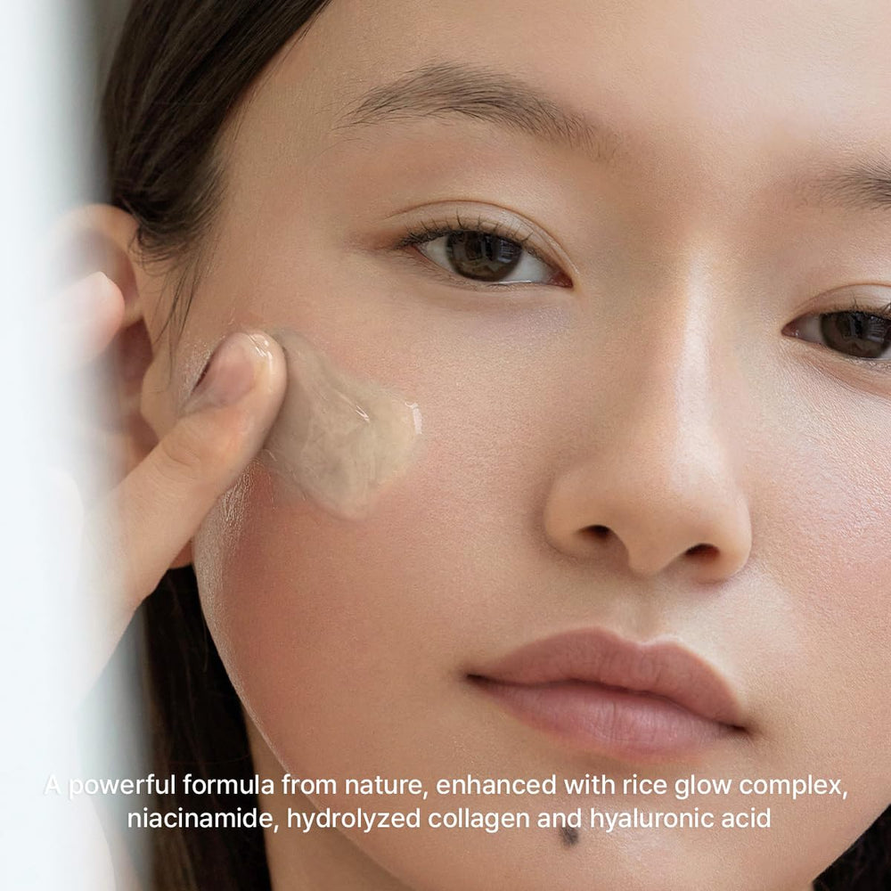 Arencia packaging highlights hydration, niacinamide, and luminous glow.