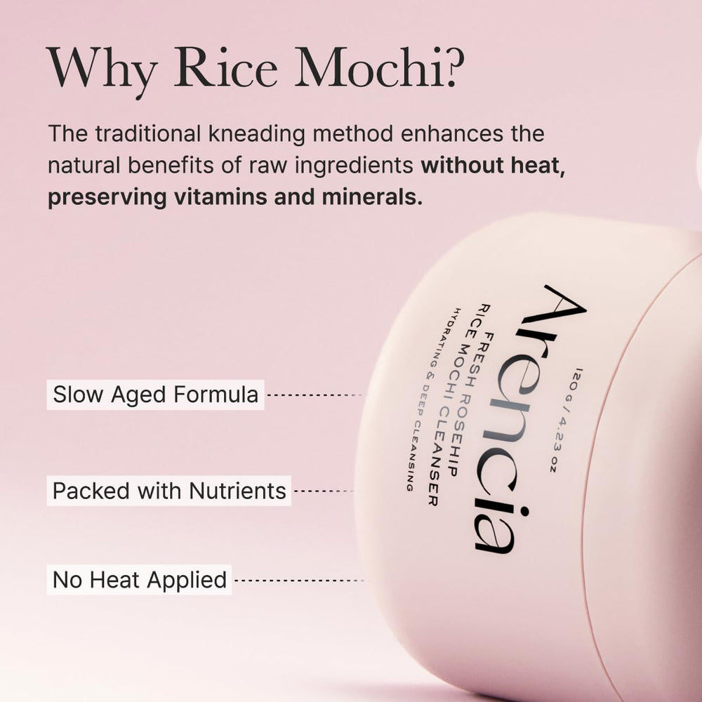 ARENCIA cleanser benefits in action: 34 extracts support moisture without heaviness.