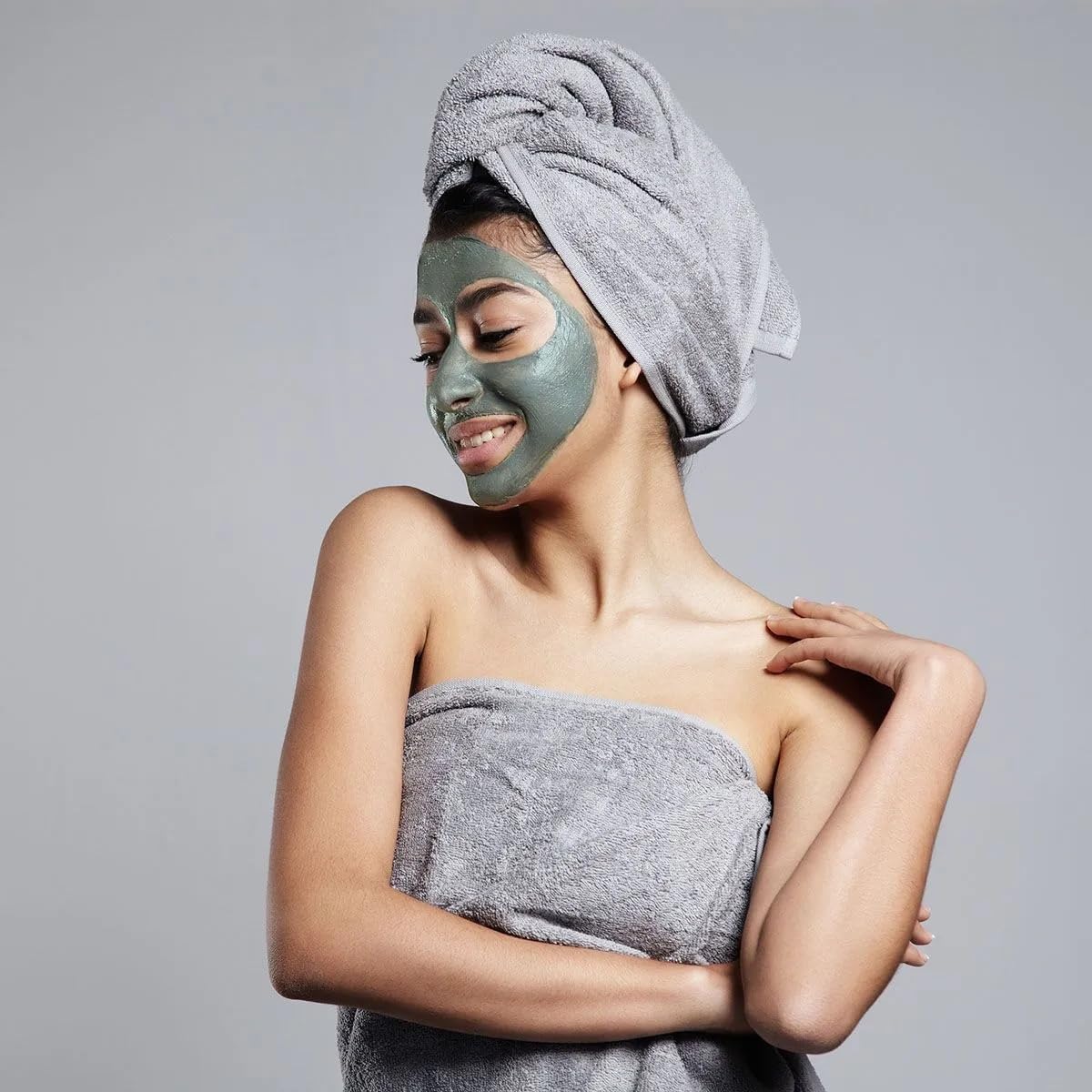 Argiletz Green Clay sun-dried process close-up preserves natural minerals for skincare.