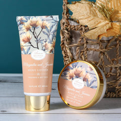 ArioseMonde shower gel creating rich lather and calming scent