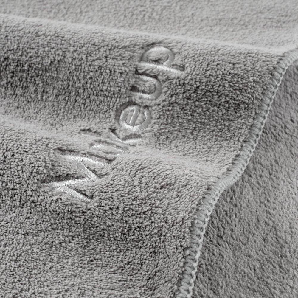 Arkwright makeup towels embroidery highlights premium bathroom linens for gifts and display.