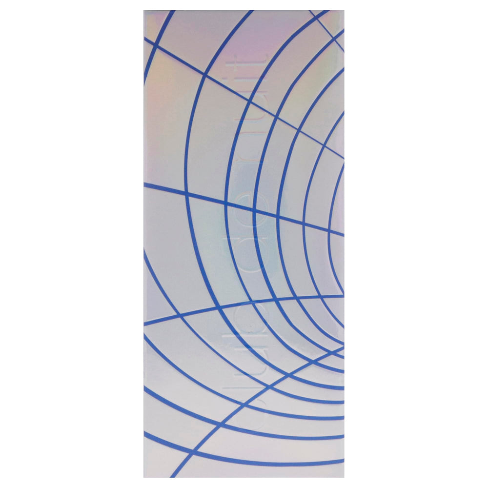 Armaf Club de Nuit Blue Iconic cap-detail, premium bottle aesthetics and appealing finish.