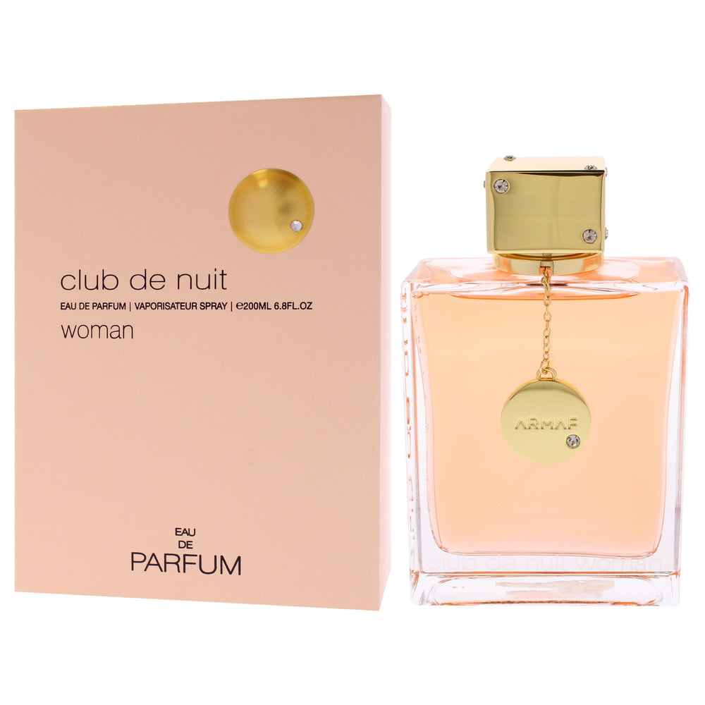 Armaf Club de Nuit cap detail emphasizes premium finish for a luxe feel.