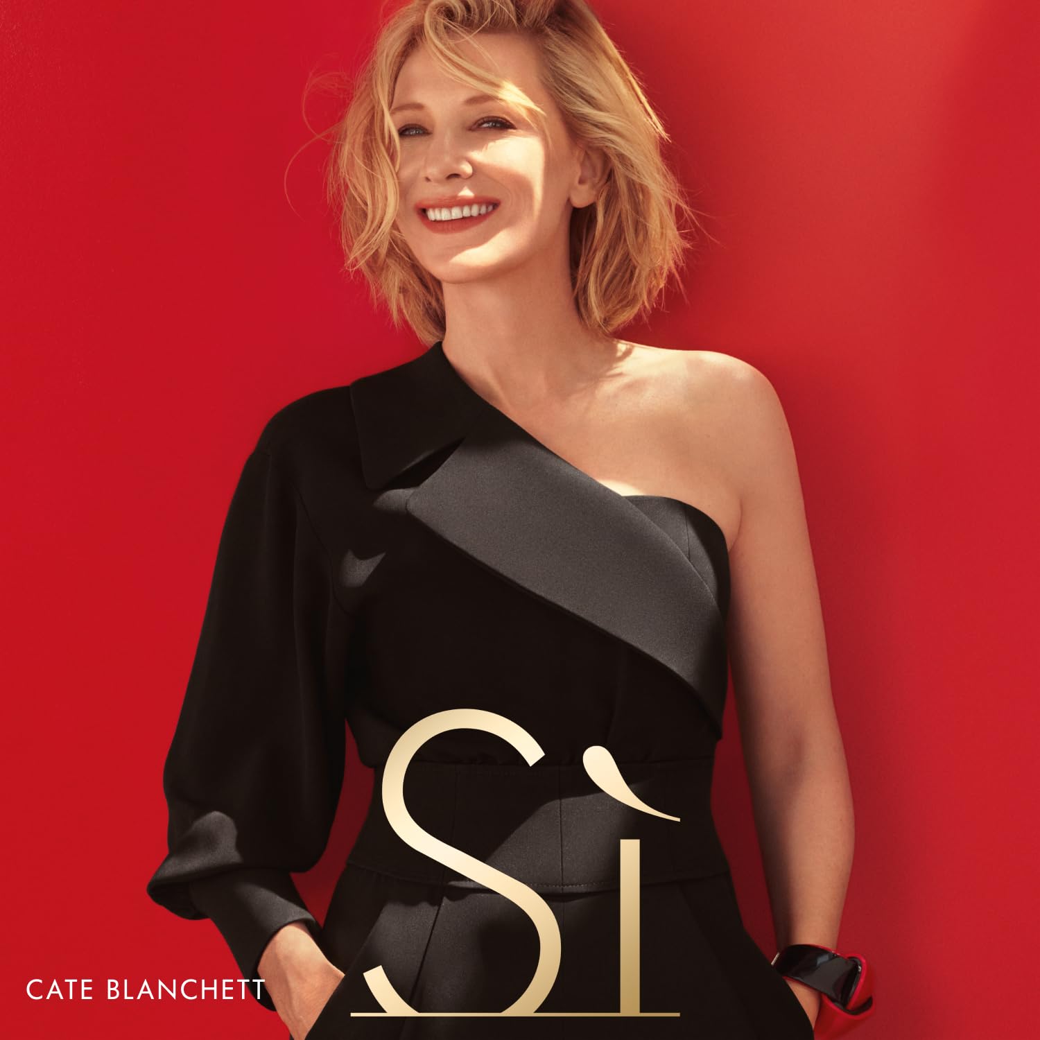Armani Beauty Si EDP refillable bottle, sustainable luxury design.