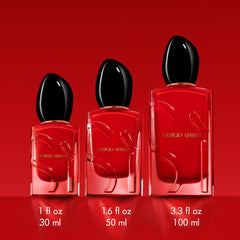 Armani Beauty Sì Passione blackcurrant nectar note adds vibrant sparkle to the opening