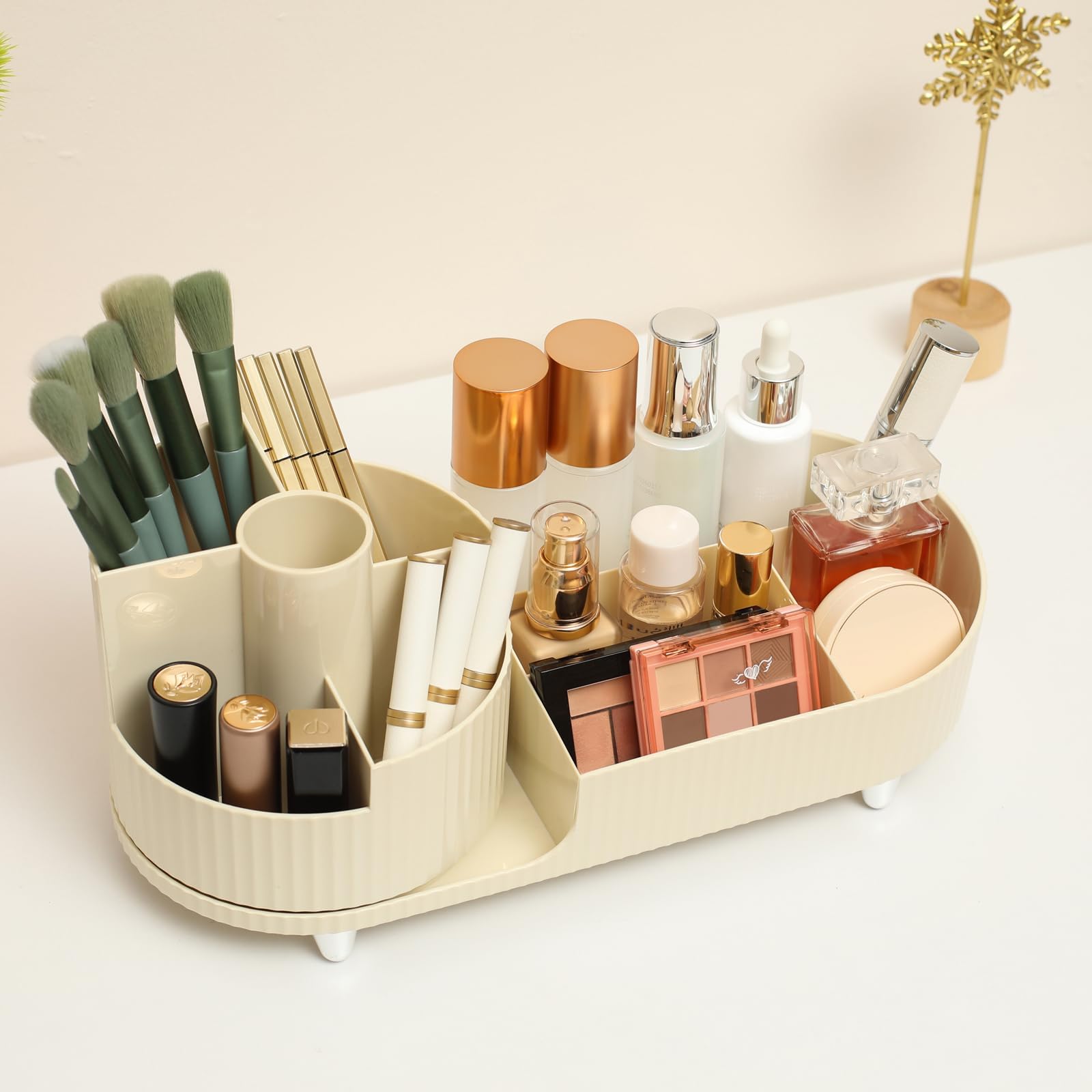 Artcochan 360-spin design enhances vanity organization
