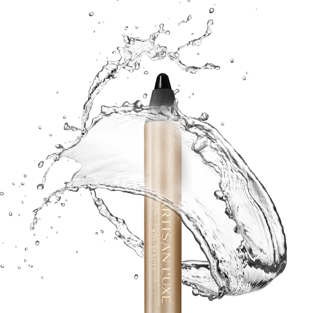 Artisan L'uxe Beauty Velvet Jumbo Eyeliner Pencil silky texture for precise, smooth lines.