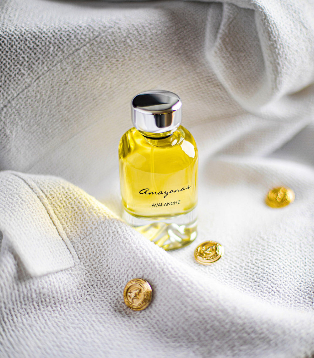 Atralia Amazonas Avalanche packaging, sturdy design protects every precious drop during travel.