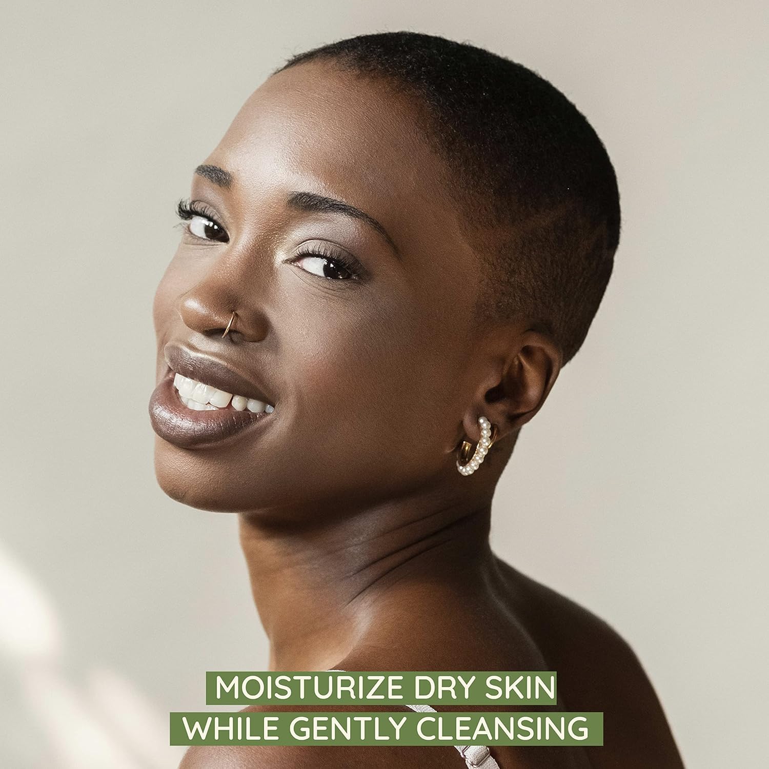 Aveeno moisturizing bar oat detail shows nourishing oats for dry skin.