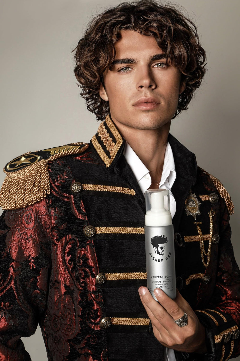 Avenue Man Sculpting Foam texture shows weightless volume and firm hold.