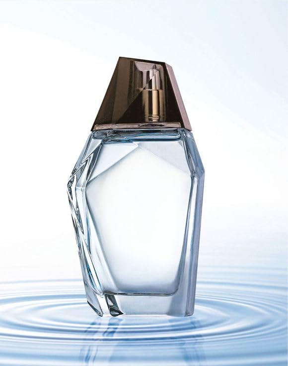 Avon Perceive long-lasting scent—designed to endure from morning to night.