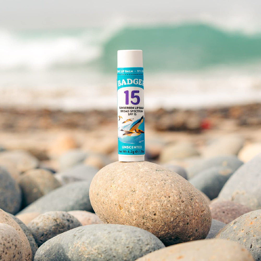 Badger Mineral Sunscreen Lip Balm SPF 15 ingredients showcasing zinc oxide and organic oils.