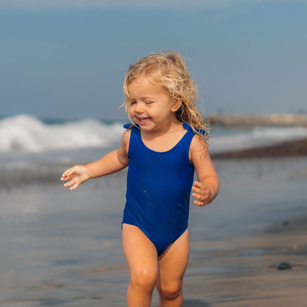 Badger Sunscreen 2-pack close-up label, economical and kid-safe core sunscreen.