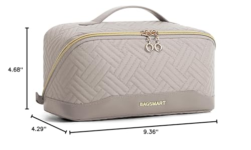 BAGSMART multipurpose travel pouch ideal as cosmetic or toiletry organizer.