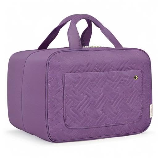 BAGSMART lightweight travel bag is ideal for overnight stays and gym visits