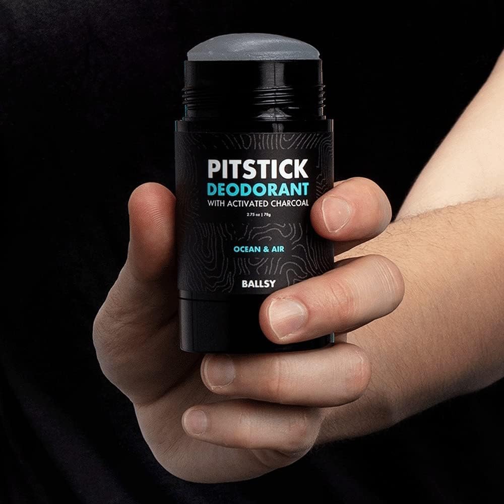 Ballsy Pitstick con carbón activado ofrece frescura duradera en la axila.