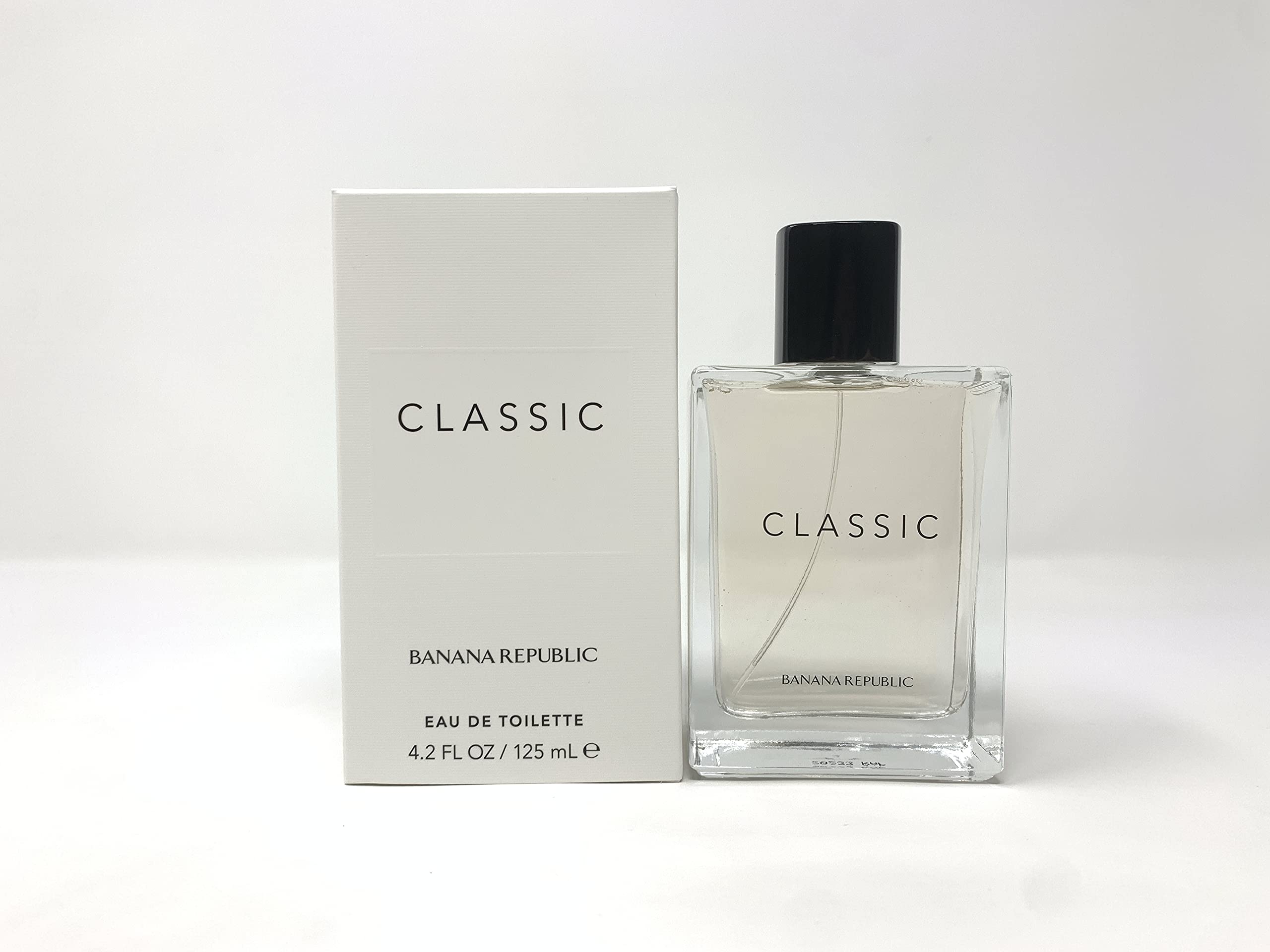 Banana Republic Classic fragrance shows woody-musk base for versatile scent.