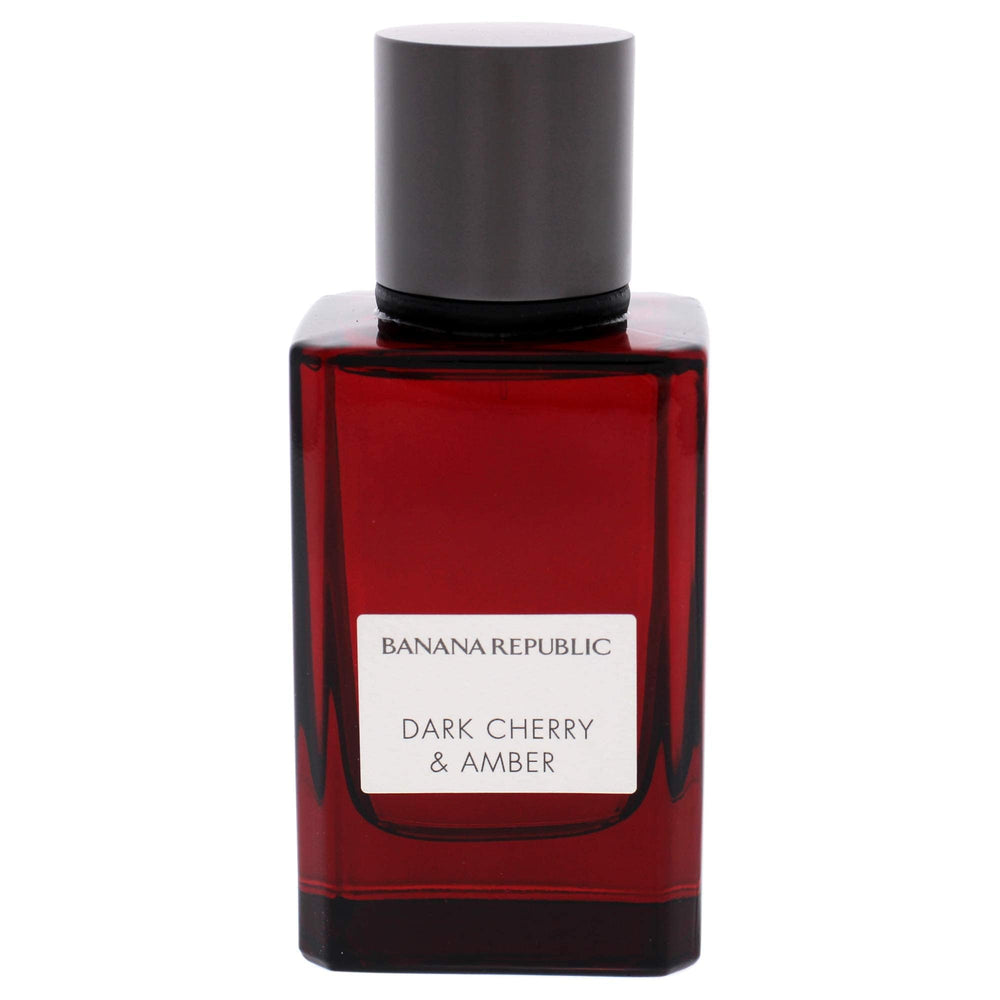 BANANA REPUBLIC Icon bottle with praline hue evoking gourmand warmth for evenings.