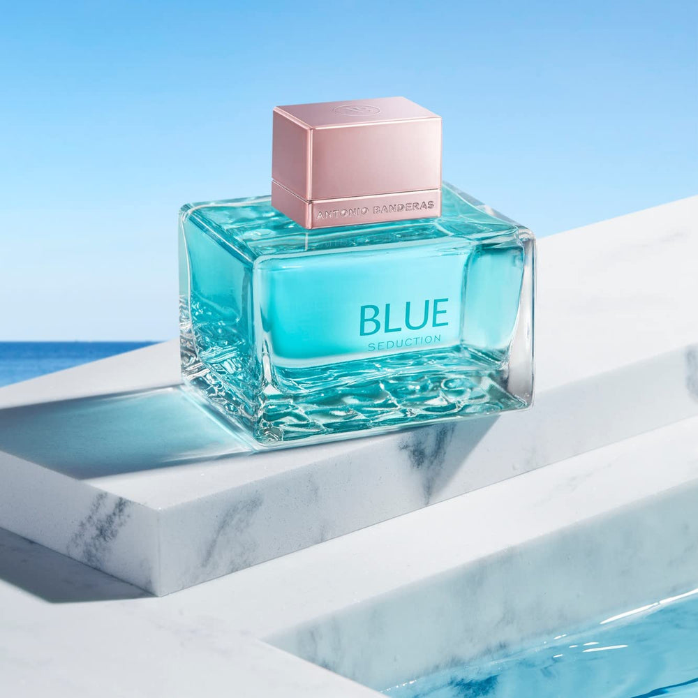 Banderas Blue Seduction bottle angled image highlights the perfume's elegant silhouette for evenings.