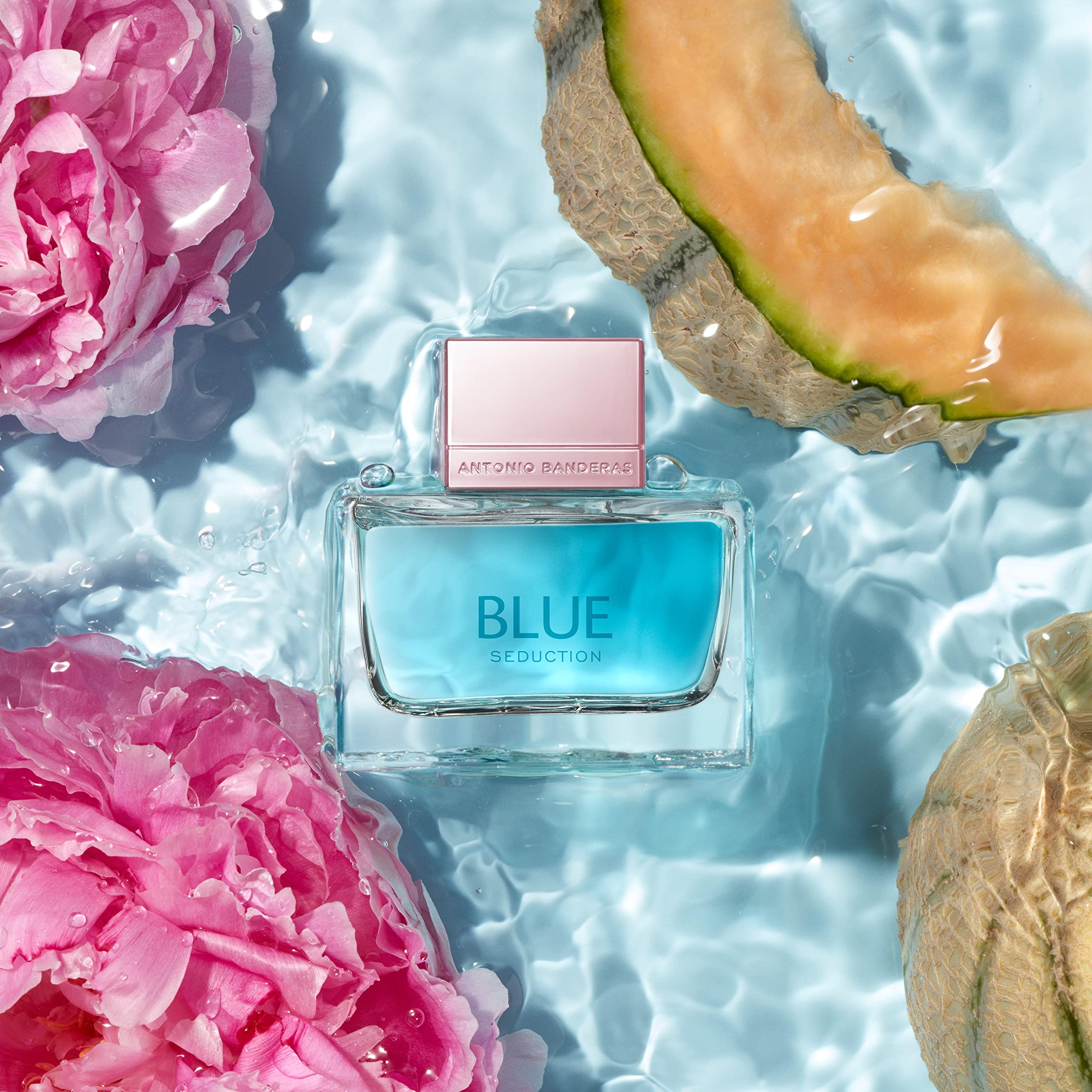 Banderas Blue Seduction packaging box presents gift-worthy presentation.